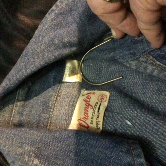 Wrangler womens denim shirt hardly worn sz small pearl snap buttons western styl - Picture 3 of 6